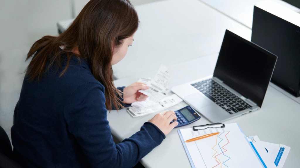 track expenses daily