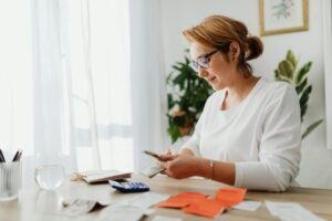 Smart Investing for Single Moms
